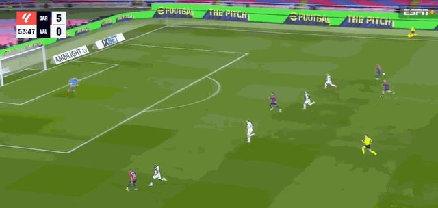 1737929856200074963.gif 费兰2.gif